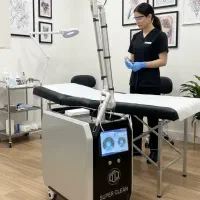 دستگاه ریموو تتو و جوانساز کیوسوییچ