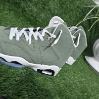 کتونی جردن ۶ زیتونی