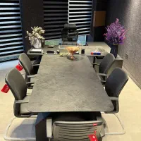 میز کنفرانس