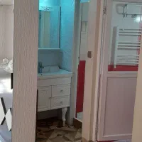 همکف-راه-مجزا-نجف-آباد-فقط-مجرد-بی-حاشیه