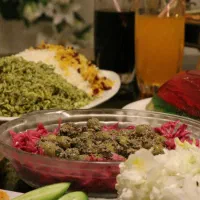 تشریفات تاج|خدمات پذیرایی، مراسم|رشت, گلسار|دیوار