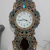 ساعت دیواری کاملا سالم و ضمانتی