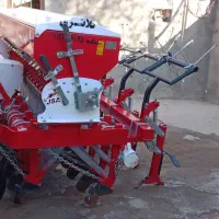 دستگاه بذرکار