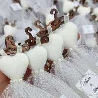 طراحی و اجرا انواع گیفت و ست بله برون