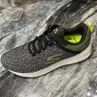 کفش اسکیچرز|کیف، کفش، کمربند|اصفهان, عباس‌آباد|دیوار