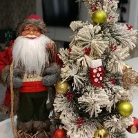 درخت کریسمس و بابا نوئل