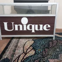 ویترین مغازه