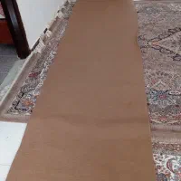 موکت قهوه ای سالم در حد نو