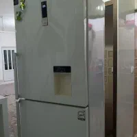 یخچال دودرب...تمیز و بدون پوسیدگی.