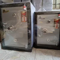 گاو صندوق گاوصندوق|ابزارآلات|مشهد, نیروی هوایی|دیوار