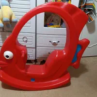 صندلی و ماهی راکر