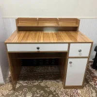 میز تحریر نوجوان (تولید کننده)