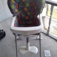 صندلی کودک|تخت و صندلی بچه|لاهیجان, شهید آوینی|دیوار