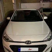 هیوندا i20