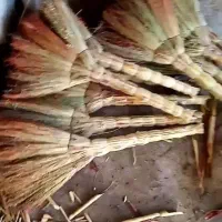 جارو دستی بزرگ و محکم دارم فقط 80تومن