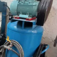پمپ باد و میز کار