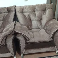 مبل هفت نفره و یک عدد جاکفشی