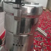 آبمو گیر سالم بدون ایراد|آبمیوه‌گیر و آب‌مرکبات‌گیر|کوهدشت, |دیوار