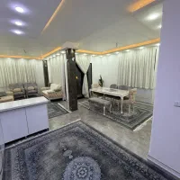 فروش منزل ویلایی سه طبقه مسکونی و یک تجاری