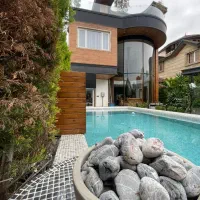 اجاره شبانه عمارت شیشه ای رویان|اجارهٔ کوتاهمدت ویلا و باغ|رویان, |دیوار