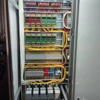 برقصنعتیPLCتابلوبرقHMIدرایو.برقساختمانCNC