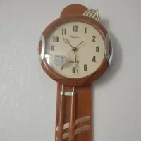 ساعت دیواری