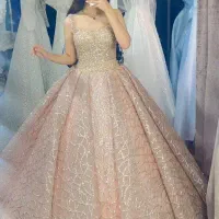 مزون کرایه لباس عروس ومجلسی ناز