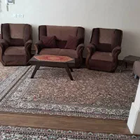 مبل راحتی ۷ نفره کاملا سالم|مبلمان خانگی و میز عسلی|قم, خاکفرج|دیوار