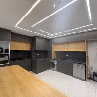 ۲۶۰ متری ۴ خوابه لوکس تک‌واحدی با طراحی خاص