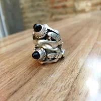 انگشتره عقاب|جواهرات|اسکو, |دیوار