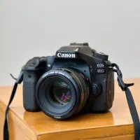 دوربین 80D  به همراه لنز 50mm f1.4
