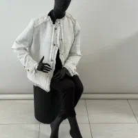 مانکن زنانه نشسته|فروشگاه و مغازه|رشت, استادسرا|دیوار