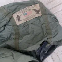 کیسه خواب و درزگاه پشتی