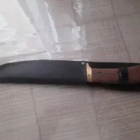 چاقو|کلکسیون اشیاء عتیقه|همدان, |دیوار