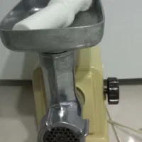 چرخ گوشت در حد نو