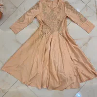 لباس مجلسی|لباس|ساری, |دیوار