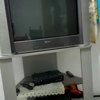 تلویزیون ۲۹ اینچ Sony اصل + میز زیرتلویزیون