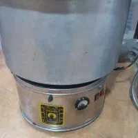 یک دستگاه پشمک زن سالم