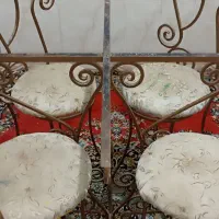 میز چهار نفره