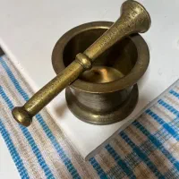 هاونگ برنجی. شیر قفل آچار