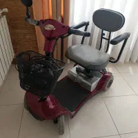 اسکوتر برقی سالمندان