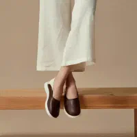 کتونی زنانه چرم طبیعی طبی(تخفیف ویژه)