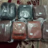 کیف دوشی و بگ|کیف، کفش، کمربند|پرند, فاز ۶|دیوار