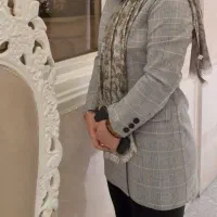 مانتو|لباس|رباط‌کریم, رباط‌کریم|دیوار