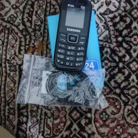 گوشی سامسونگ ساده با کارتن و همسفری وشارژر