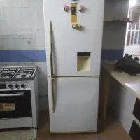 یخچال سالم درحد نو میباشد