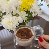 منشی سالن زیبایی