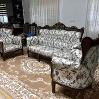 یک دست مبل سلطنتی ۹نفره|مبلمان خانگی و میز عسلی|رشت, جهاد|دیوار