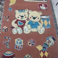 فرش کودک خرسی سالم تمیز
