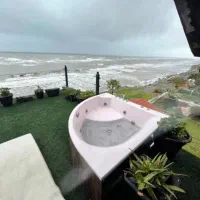 اجاره اپارتمان پنت هاوس ساحلی لب اب دریا